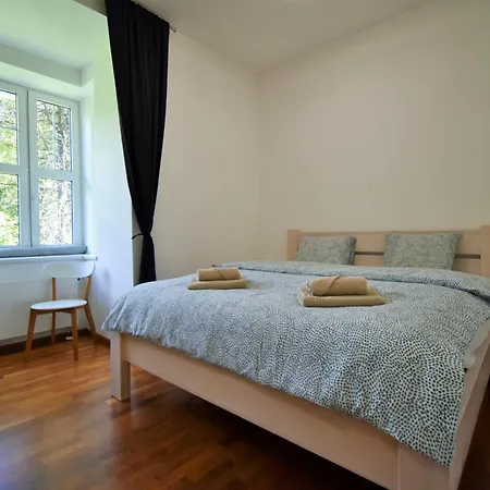 Bellevue 193-15 Apartamento *