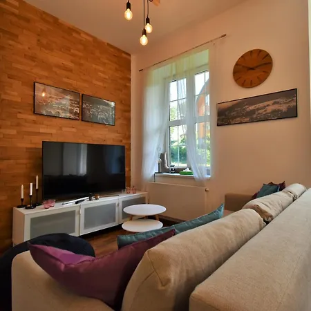 Apartamento Bellevue 193-15